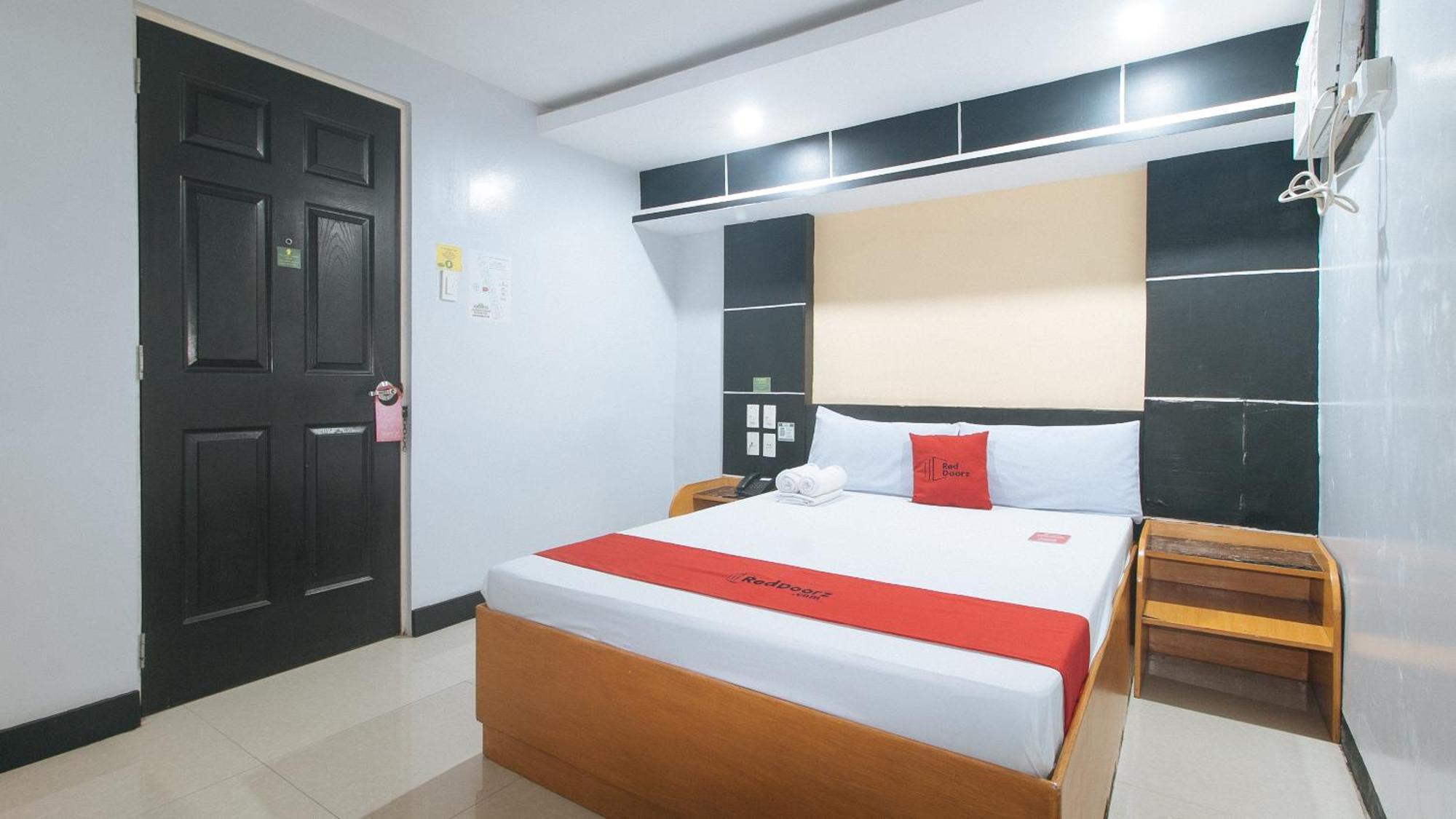 Reddoorz At Ranchotel Alabang مونتنلوبا المظهر الخارجي الصورة