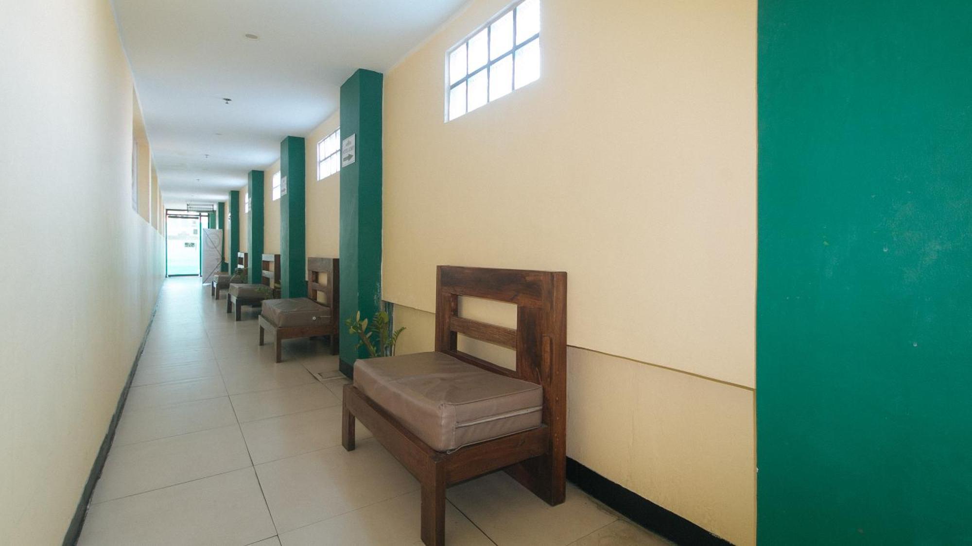 Reddoorz At Ranchotel Alabang مونتنلوبا المظهر الخارجي الصورة